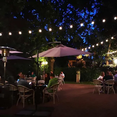Hof Garden 4* Kaunas